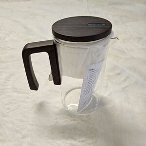 Glass Teapot With Magnetic Filteration Infuser (720ml)